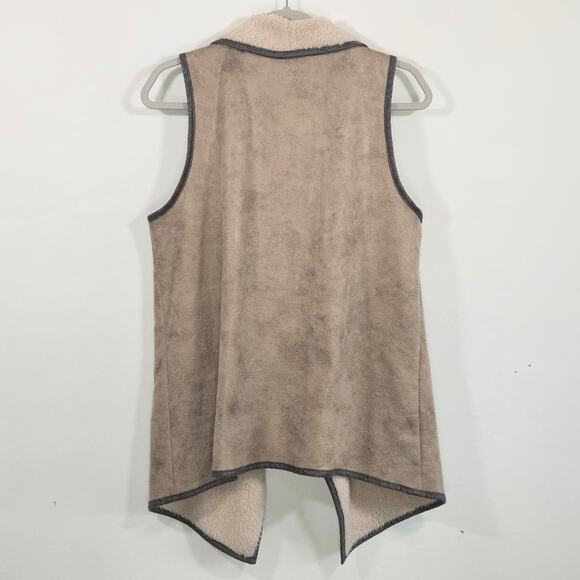 Jodifl Women's Vest. Size Large. Tan Color. - Picture 6 of 8